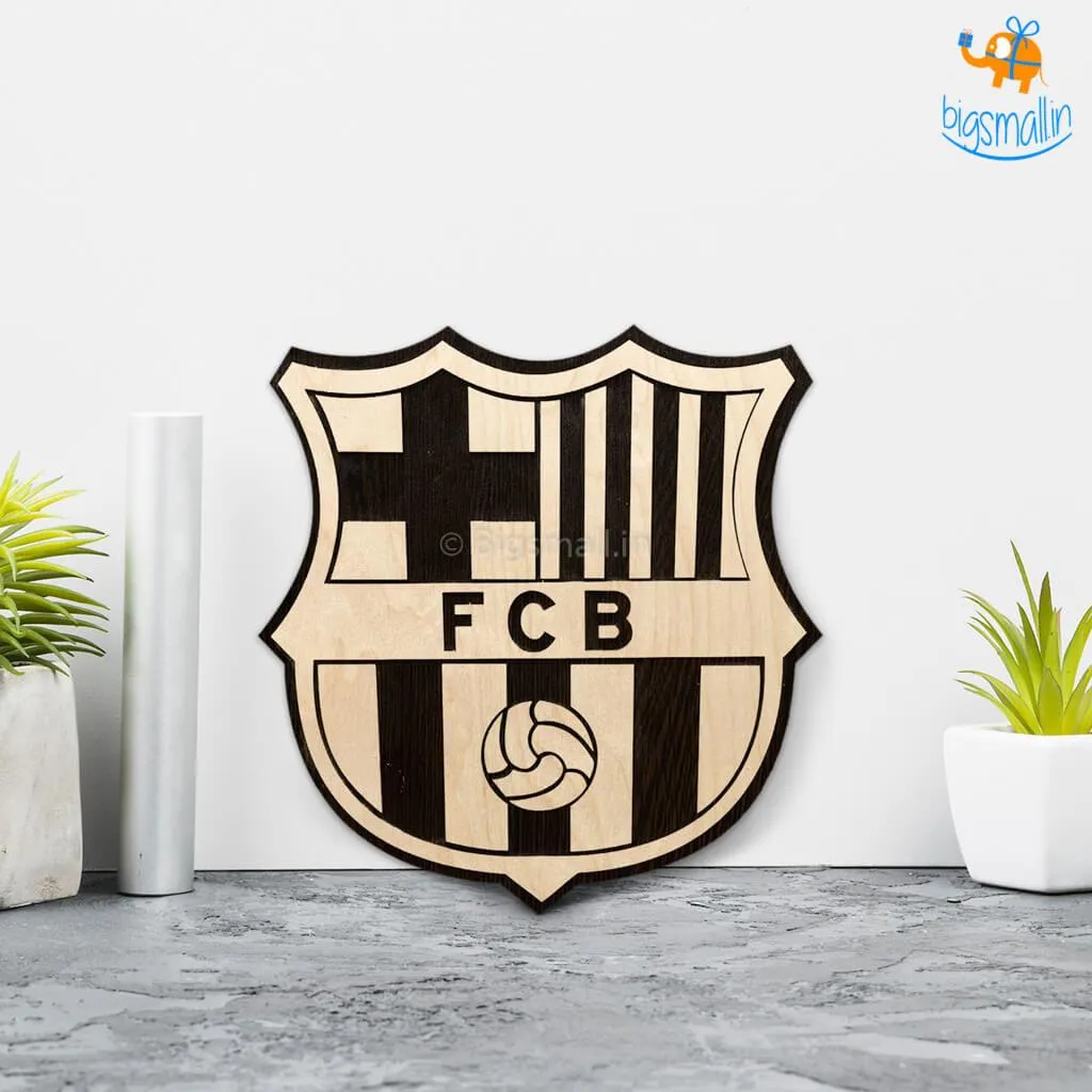 Barcelona Engraved Wooden Crest