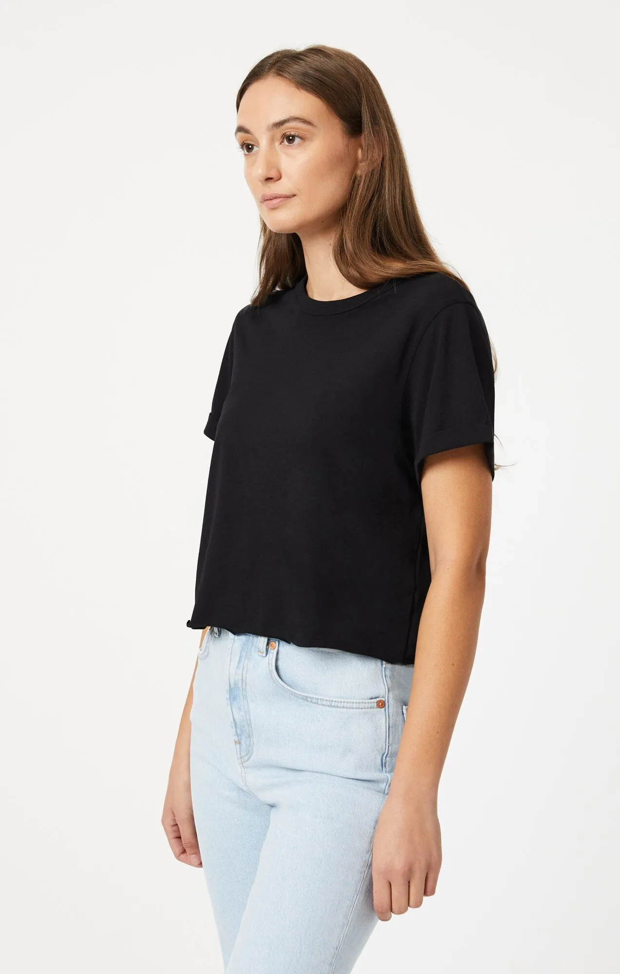 CROPPED T-SHIRT IN BLACK