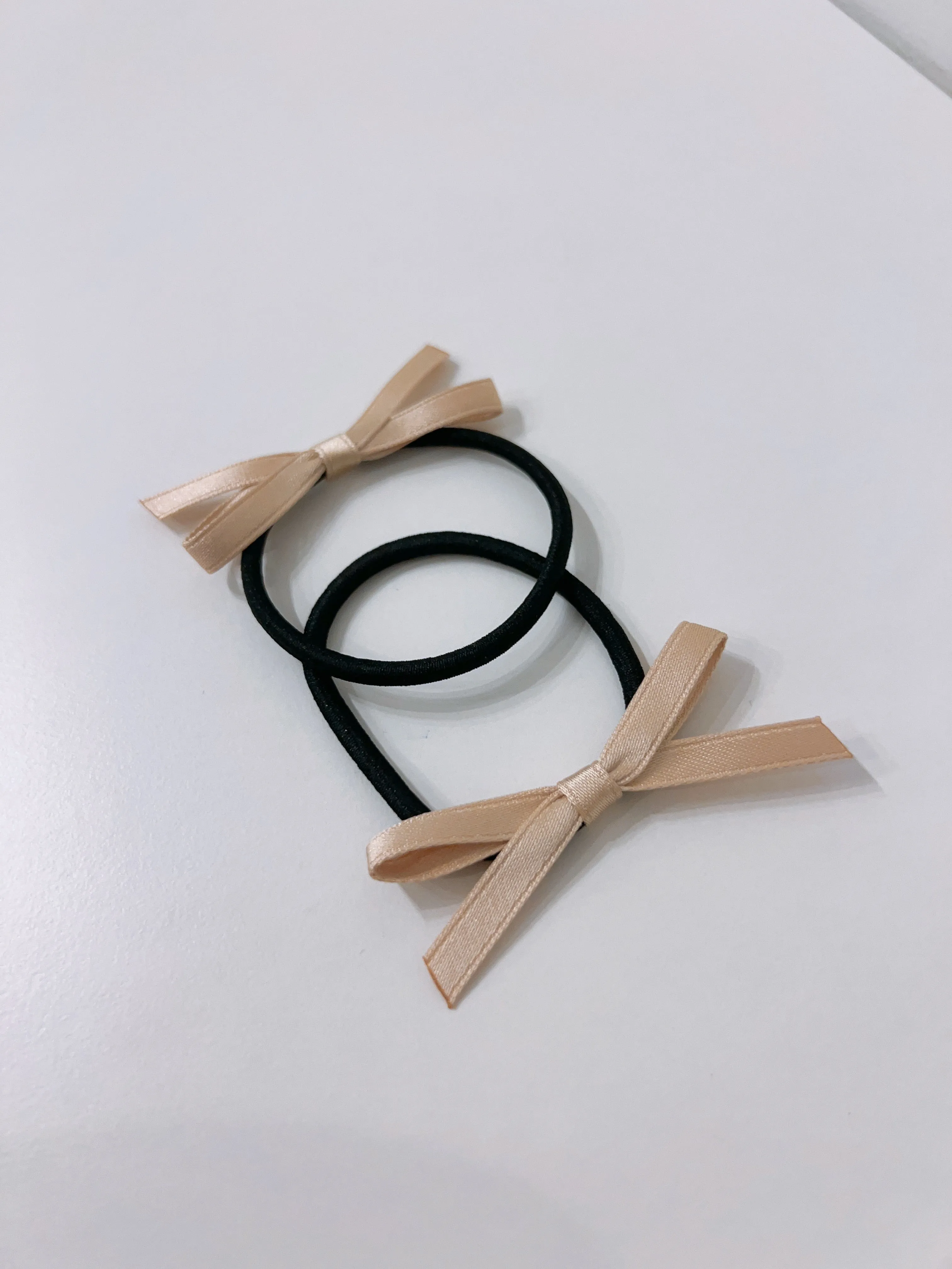 ORA Ribbon hair tie