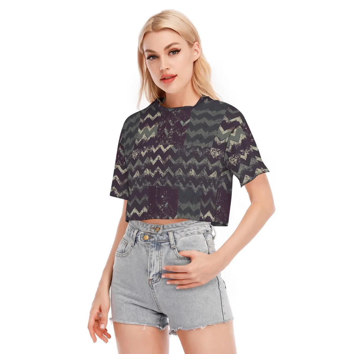 Vampire Art Grunge Patchwork Women's Cropped T-shirt 100% Cotton - Dark Herringbone